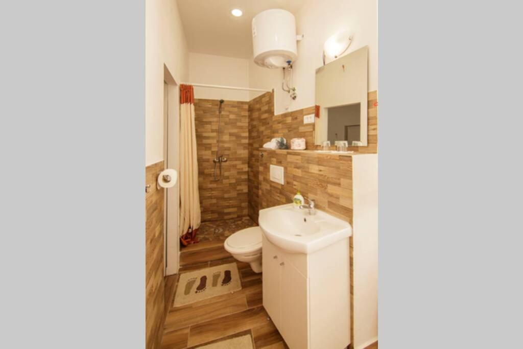 Apartment Esa コミジャ エクステリア 写真