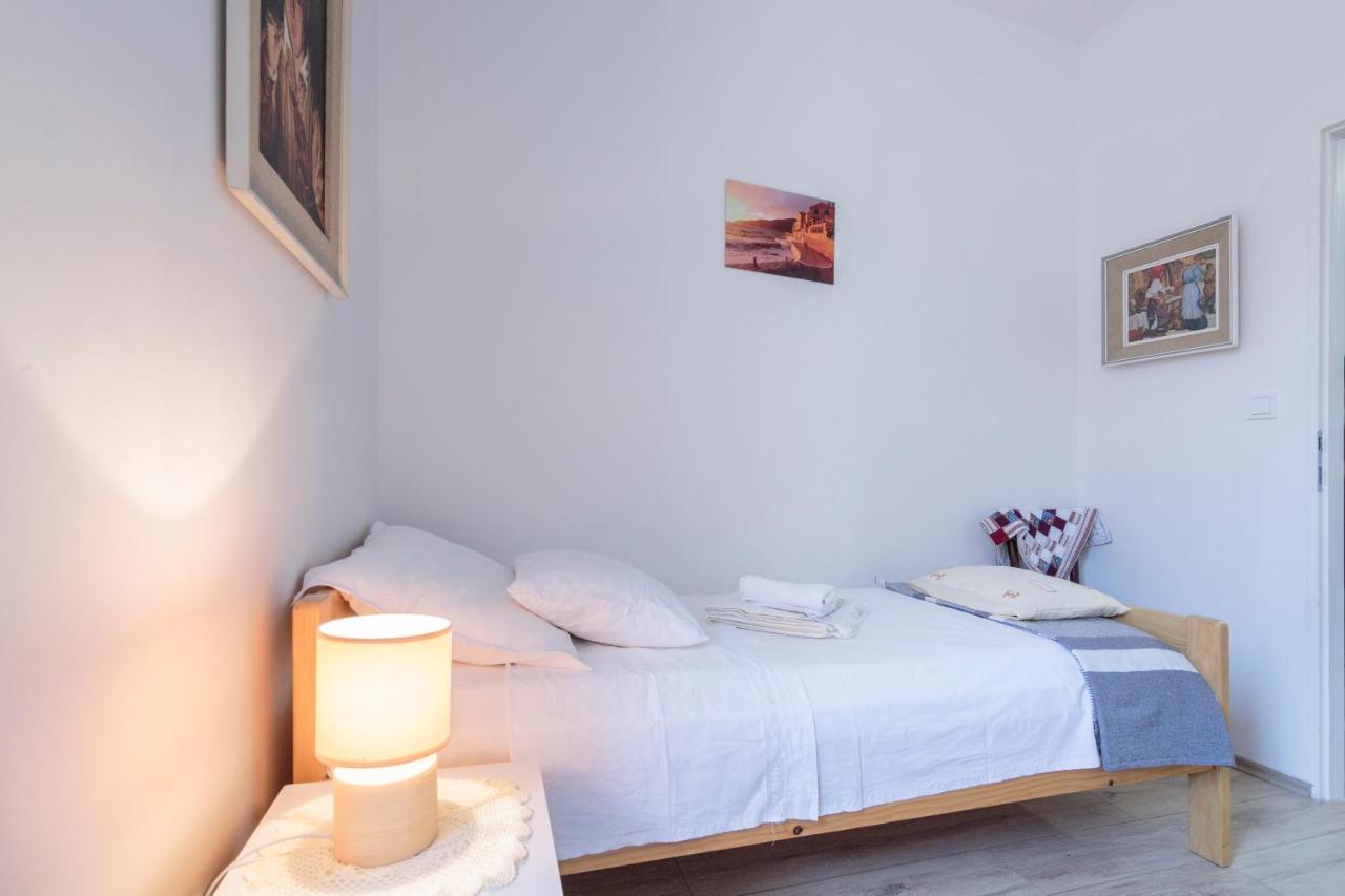 Apartment Esa コミジャ エクステリア 写真