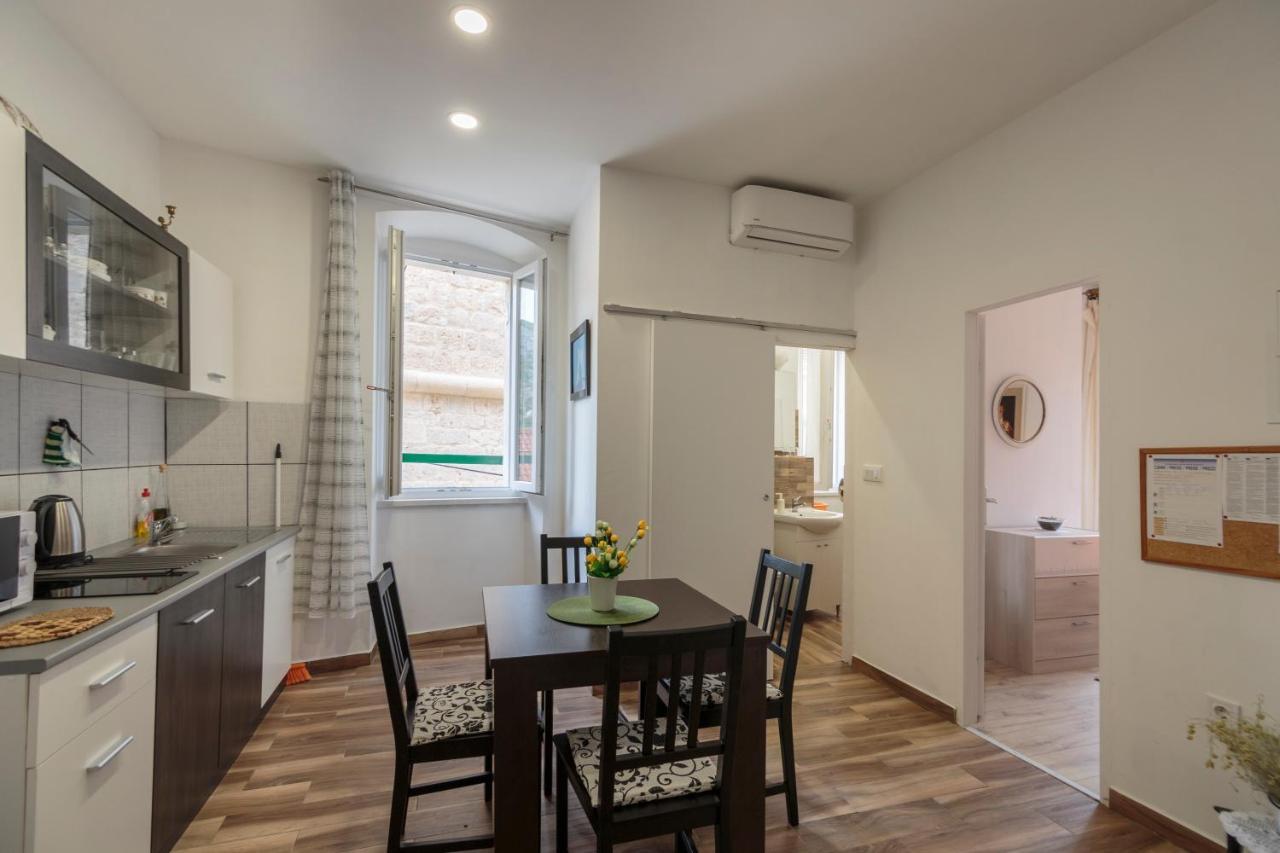 Apartment Esa コミジャ エクステリア 写真
