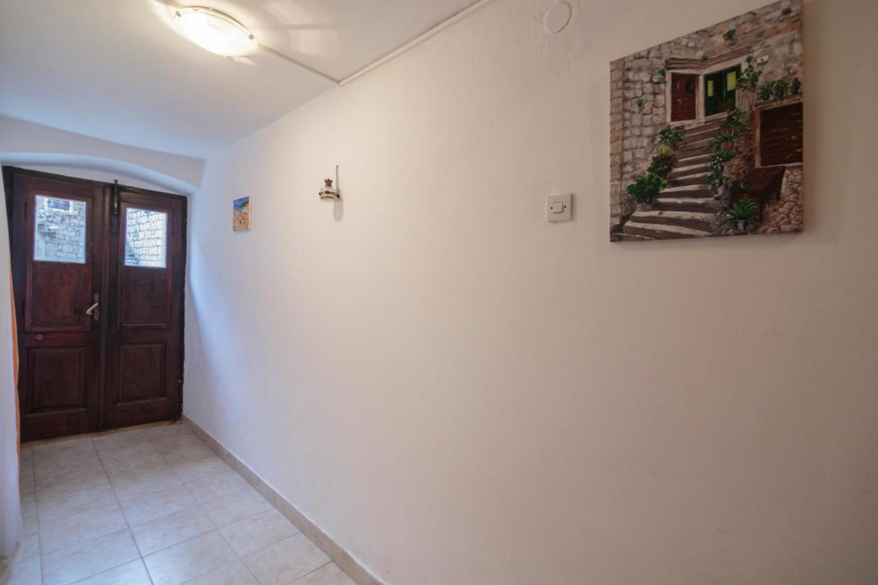 Apartment Esa コミジャ エクステリア 写真