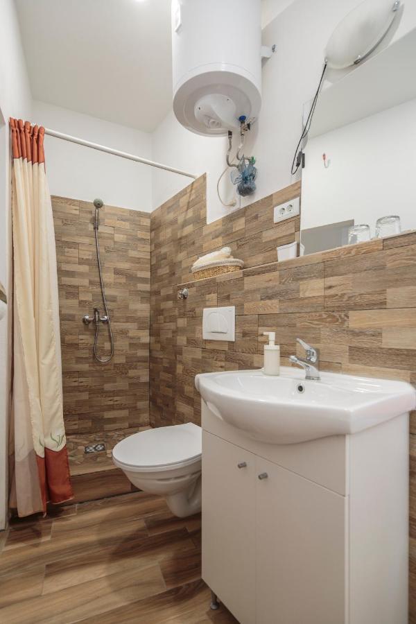 Apartment Esa コミジャ エクステリア 写真